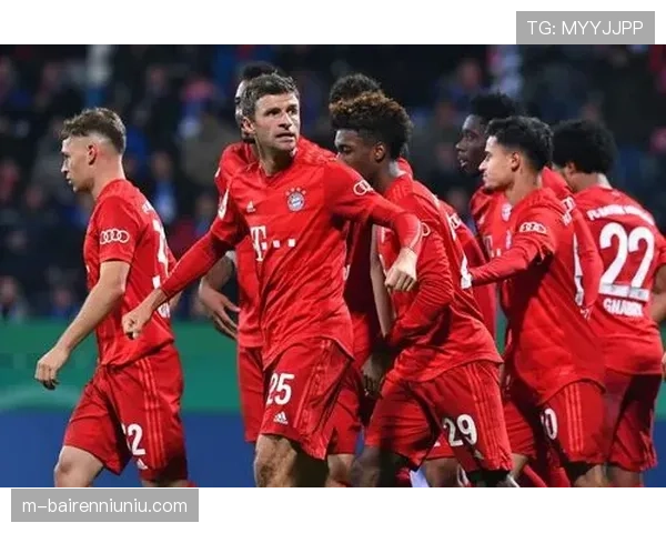 德甲转播收入分配方案引发新一轮讨论,中小球队呼吁更公平分成 德甲转播收入分配方案引发新一轮讨论,中小球队呼吁更公平分成